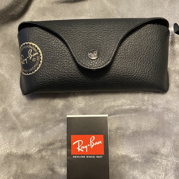 Rayban blue lense gold frame aviator sunglasses with case - Picture 6 of 6